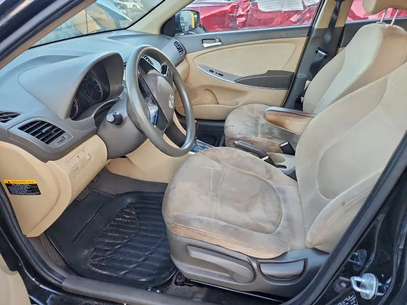 2013 HYUNDAI ACCENT GLS  