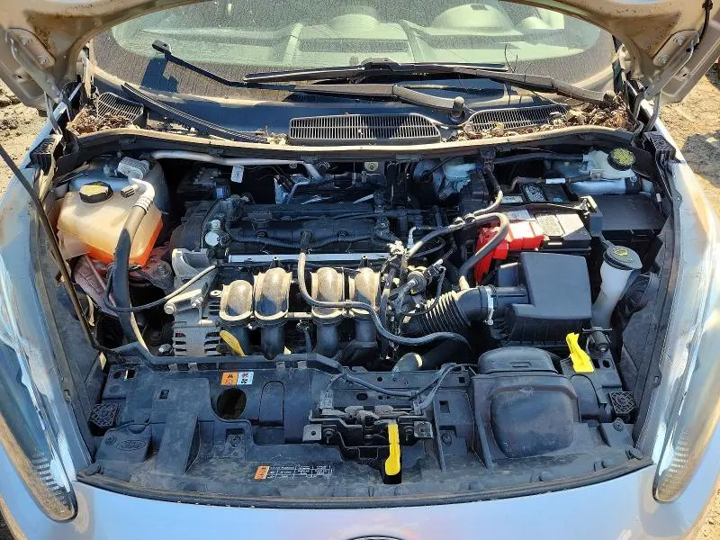 2015 FORD FIESTA SE  