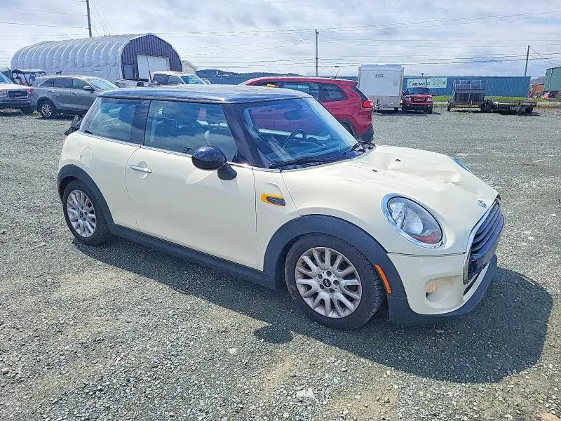 2016 MINI COOPER   