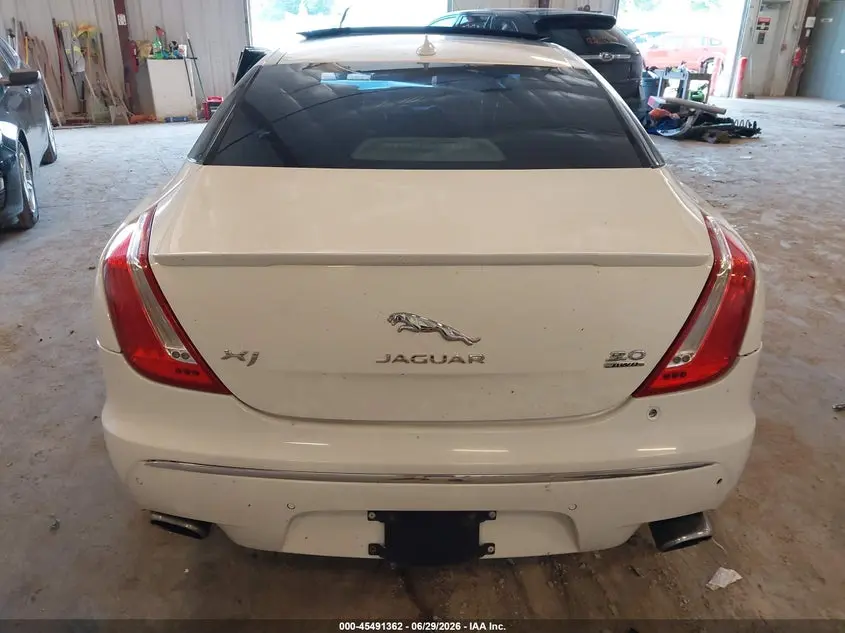 2015 JAGUAR XJ  
