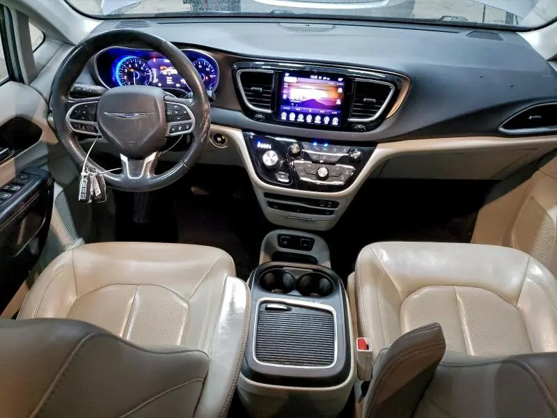 2017 CHRYSLER PACIFICA TOURING L PLUS  