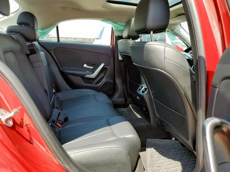 2022 MERCEDES-BENZ A 220  