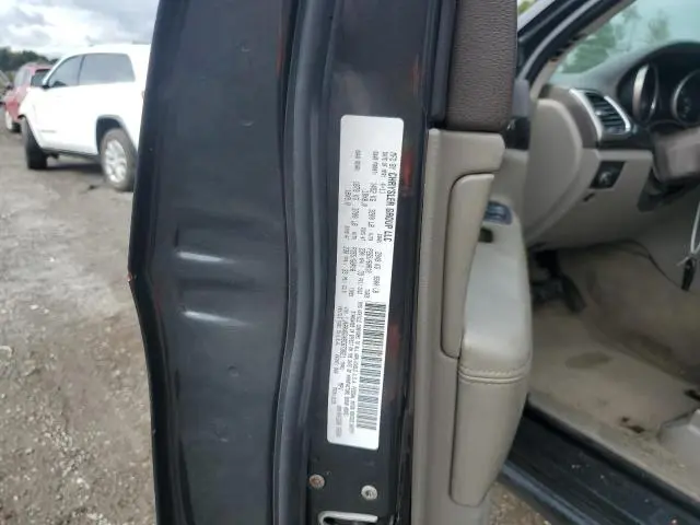 2011 JEEP GRAND CHEROKEE LAREDO  