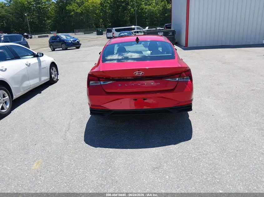 2021 HYUNDAI ELANTRA SE