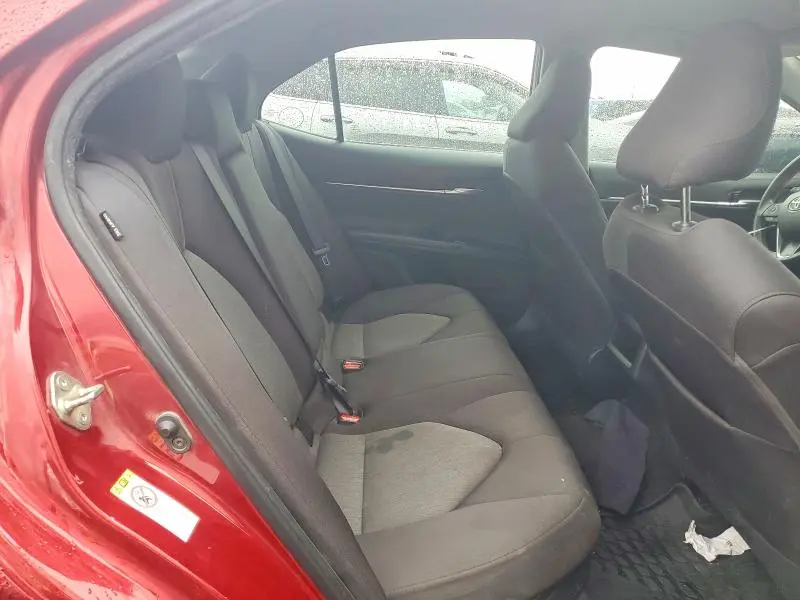 2019 TOYOTA CAMRY LE  