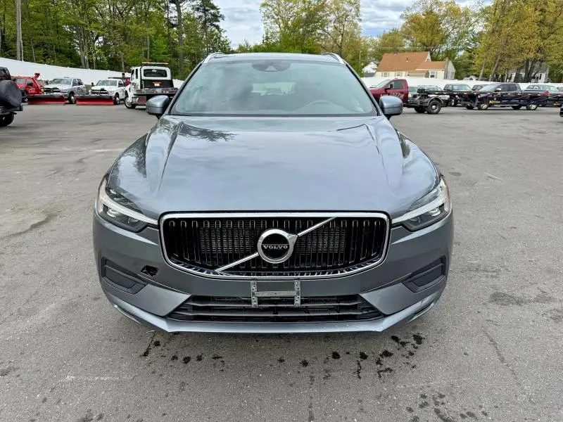 2021 VOLVO XC60 T5 MOMENTUM  