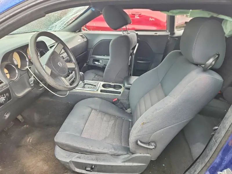 2010 DODGE CHALLENGER SE  