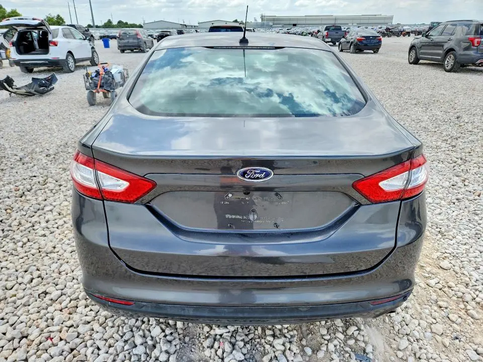 2016 FORD FUSION SE  