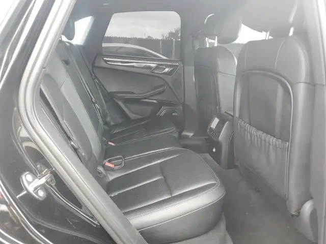 2015 PORSCHE MACAN S  