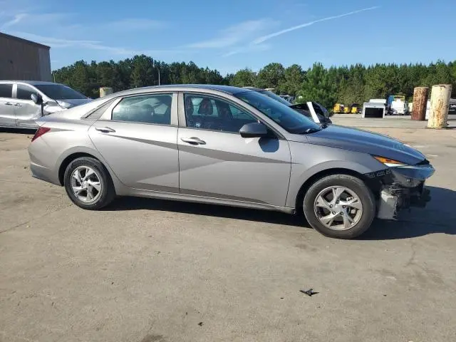 2021 HYUNDAI ELANTRA SE  