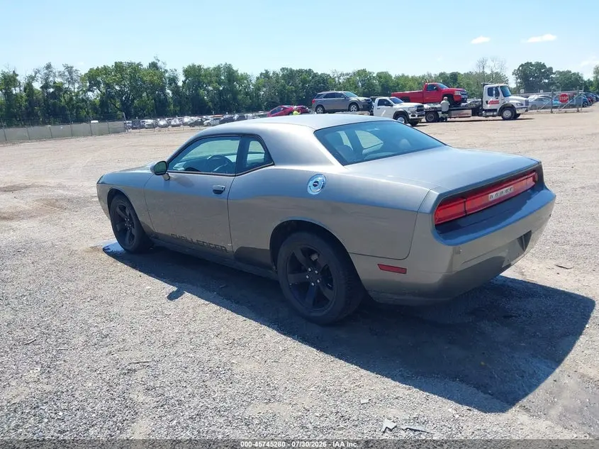 2012 DODGE CHALLENGER SXT