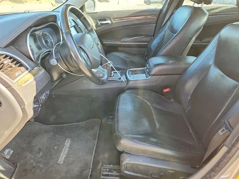 2016 CHRYSLER 300C   