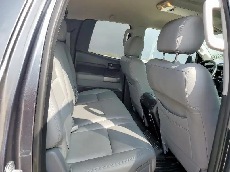 2010 TOYOTA TUNDRA DOUBLE CAB SR5  