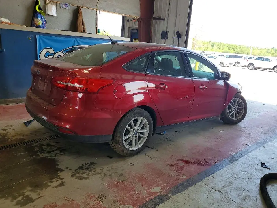 2017 FORD FOCUS SE  