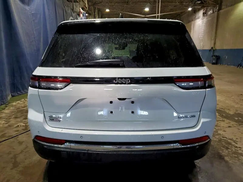 2023 JEEP GRAND CHEROKEE LAREDO  