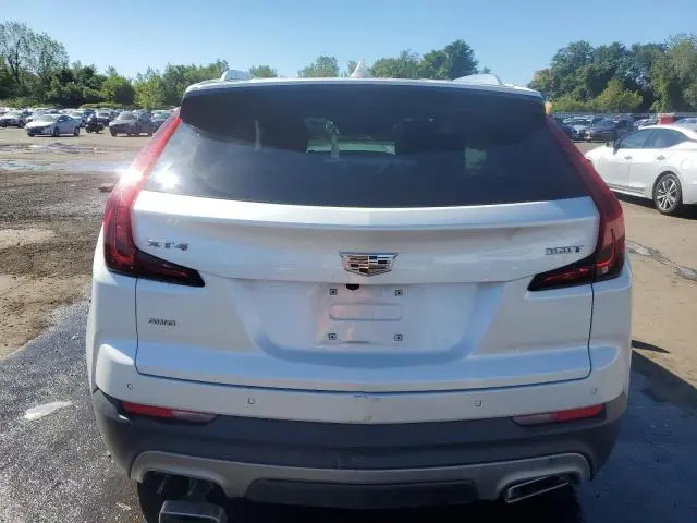 2022 CADILLAC XT4 PREMIUM LUXURY  