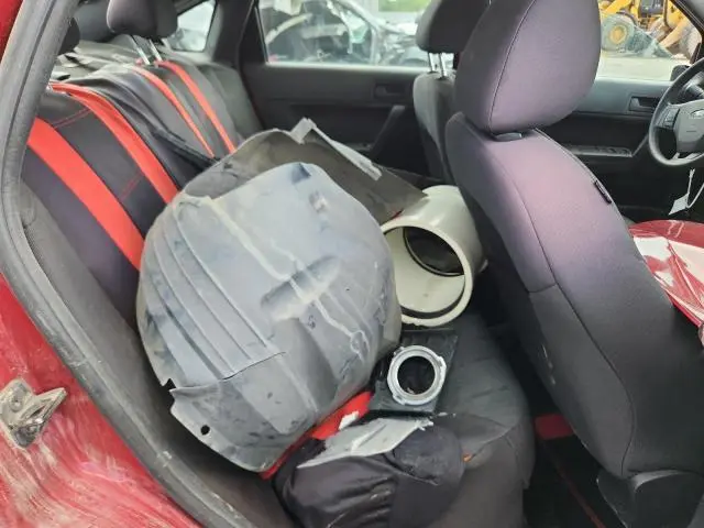 2011 FORD FOCUS SE  