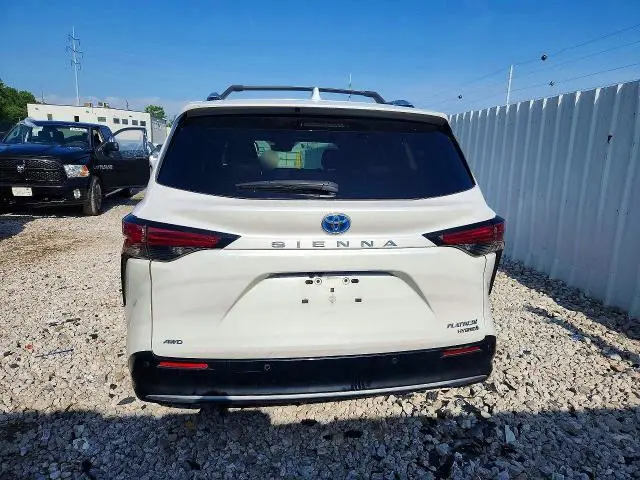 2024 TOYOTA SIENNA PLATINUM 7-PASSENGER  