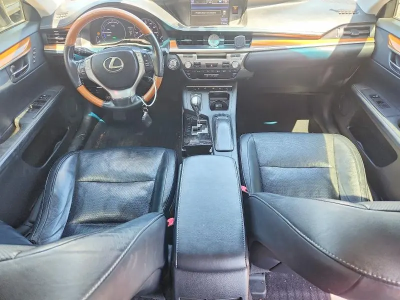 2013 LEXUS ES 300H  