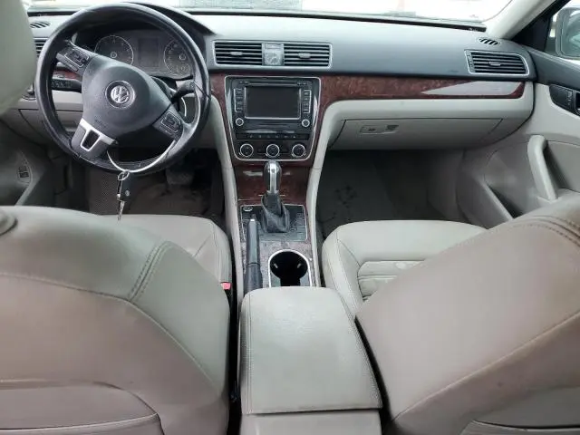 2013 VOLKSWAGEN PASSAT SEL  