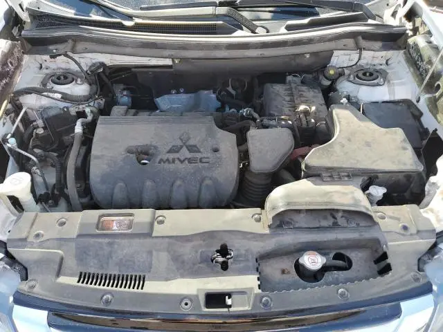 2017 MITSUBISHI OUTLANDER ES