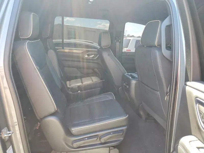 2022 CHEVROLET SUBURBAN C1500 PREMIER  