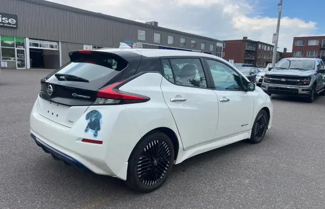 2019 NISSAN LEAF S  