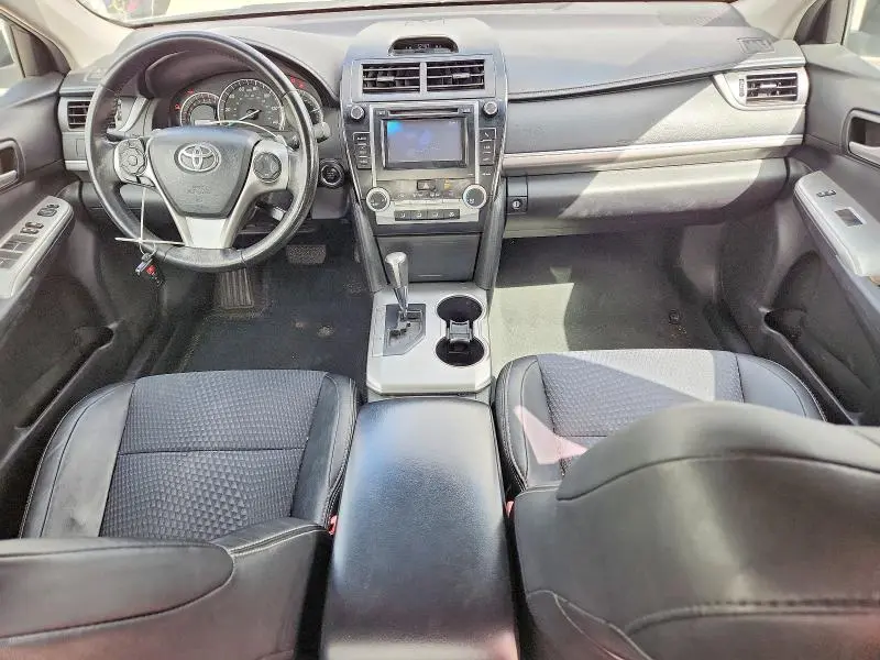 2013 TOYOTA CAMRY SE V6  