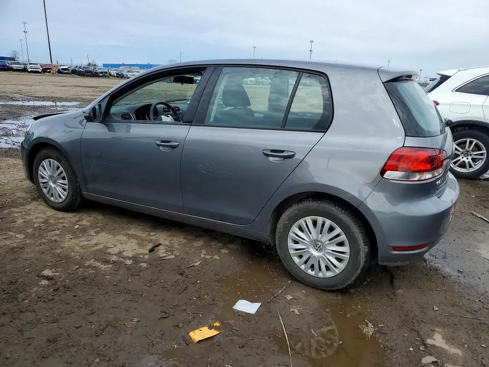 2013 VOLKSWAGEN GOLF   