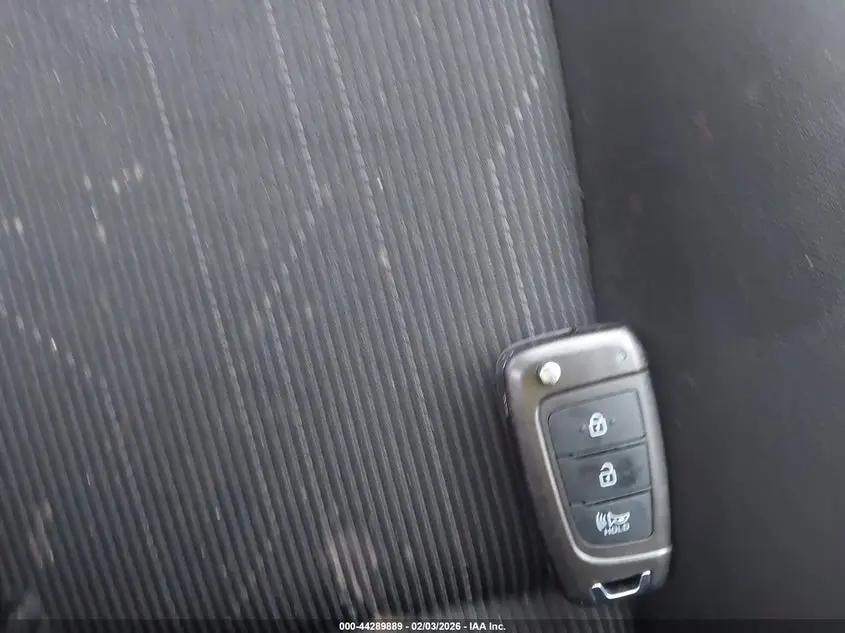 2025 HYUNDAI VENUE SE