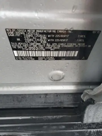 2015 TOYOTA RAV4 XLE  