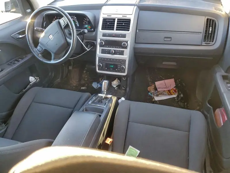 2010 DODGE JOURNEY SXT  