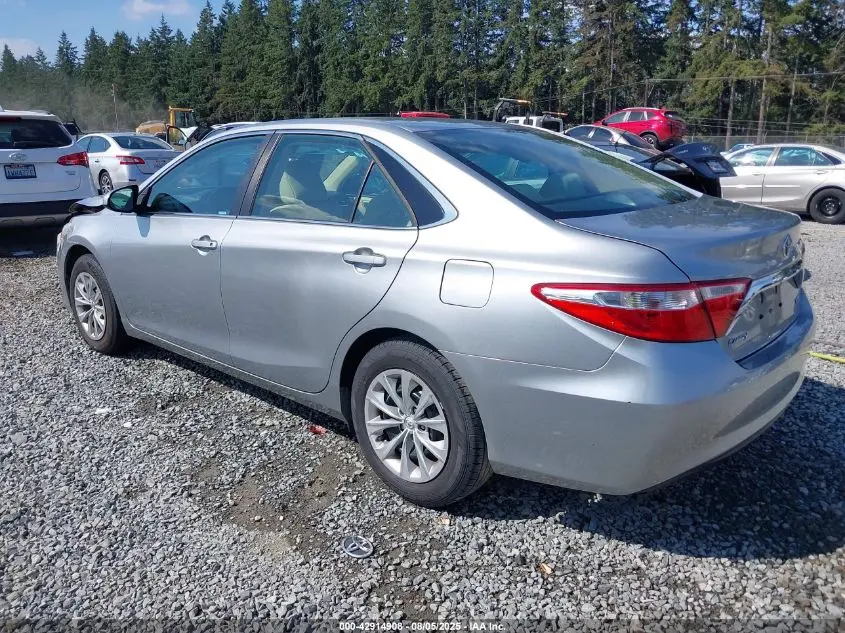 2015 TOYOTA CAMRY LE