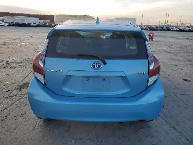 2016 TOYOTA PRIUS C   