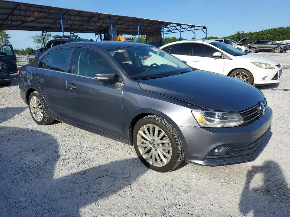 2015 VOLKSWAGEN JETTA SE  