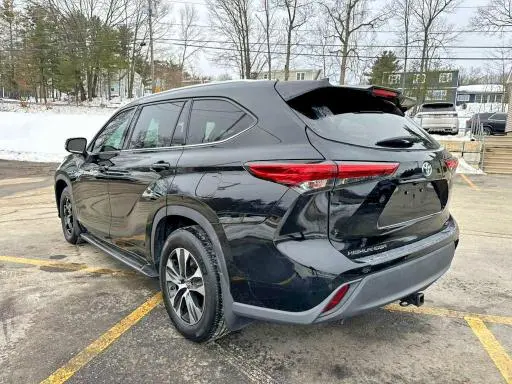 2021 TOYOTA HIGHLANDER HYBRID XLE  