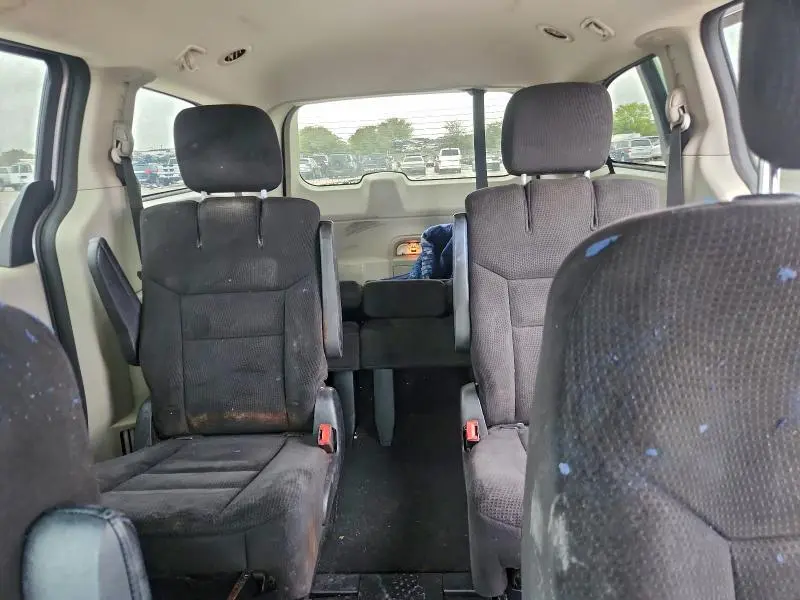 2014 DODGE GRAND CARAVAN SE  