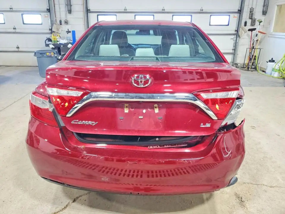 2015 TOYOTA CAMRY LE  