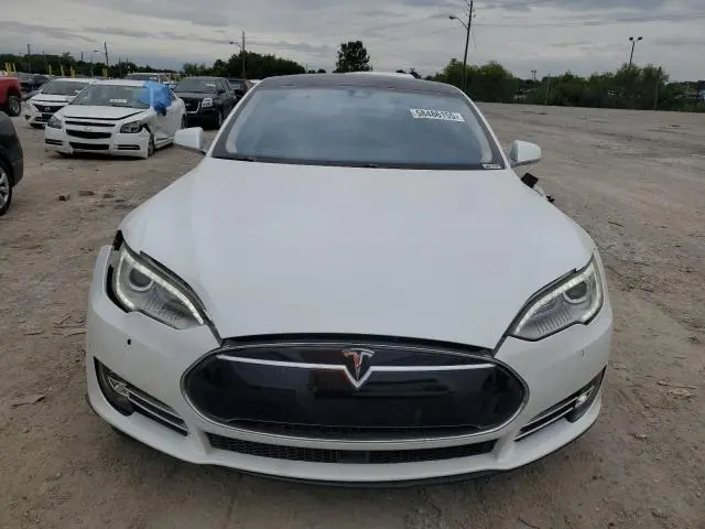2015 TESLA MODEL S 85D  