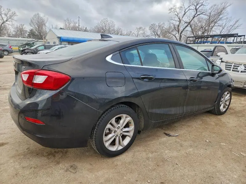 2019 CHEVROLET CRUZE LT  