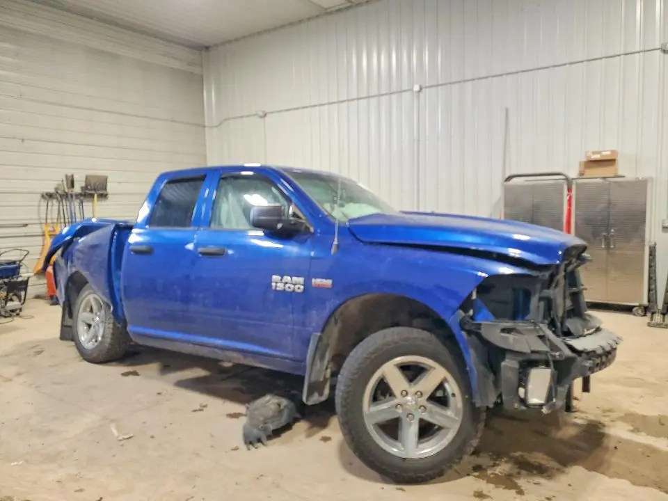 2014 RAM 1500 ST  