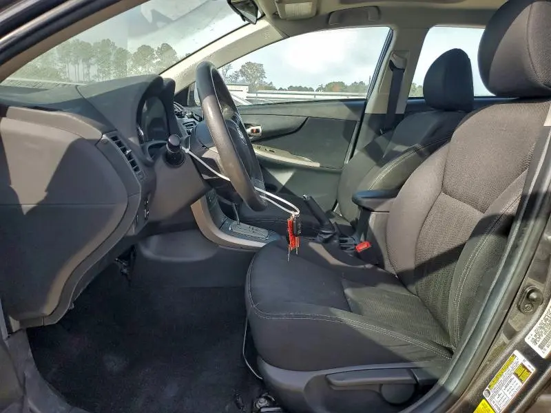 2013 TOYOTA COROLLA BASE  
