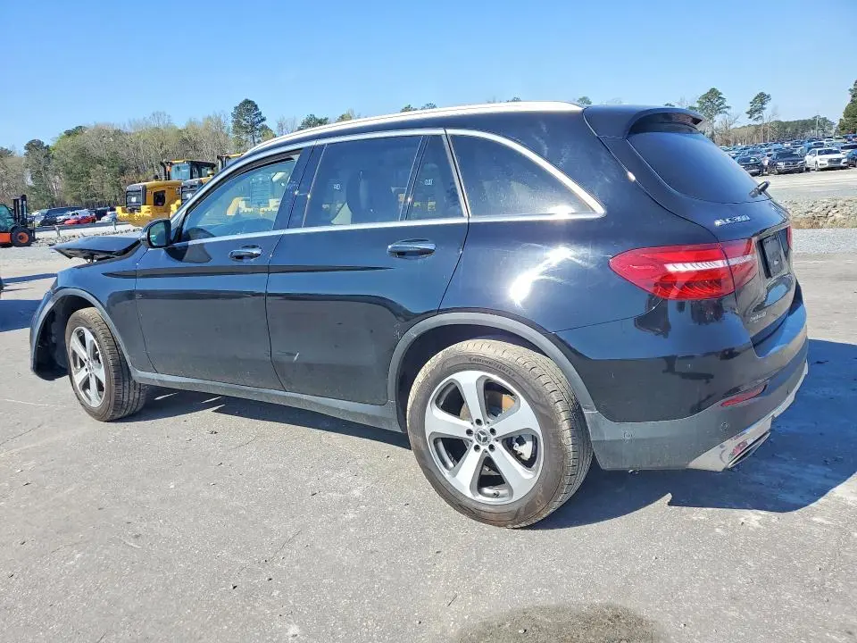 2017 MERCEDES-BENZ GLC 300 4MATIC  