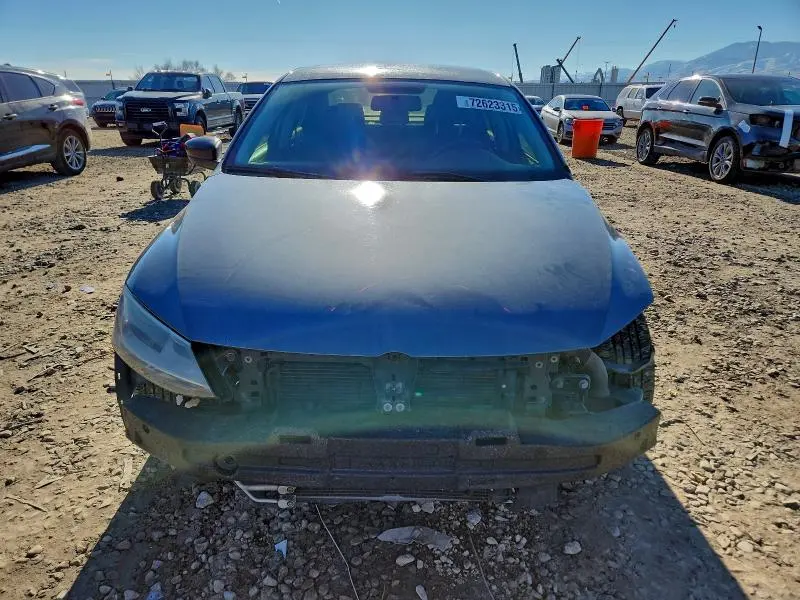 2011 VOLKSWAGEN JETTA BASE  