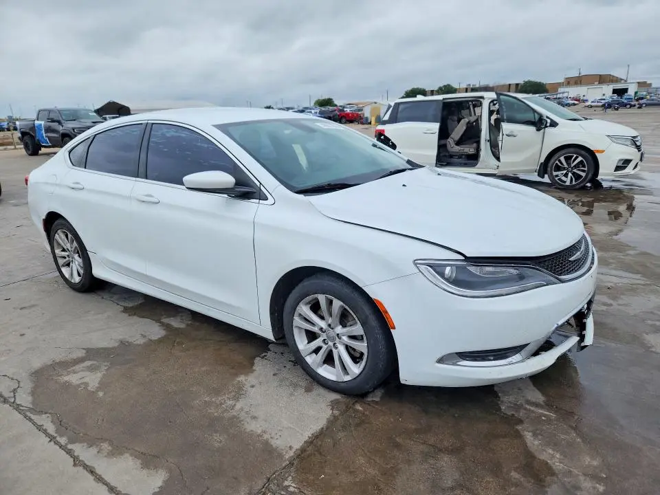 2016 CHRYSLER 200 LIMITED  