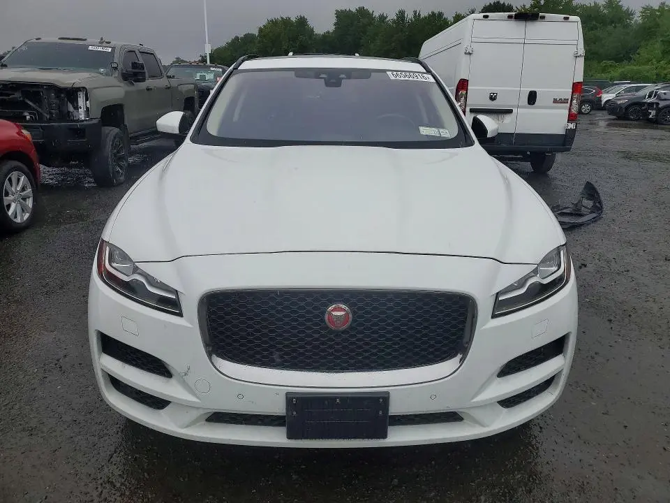 2018 JAGUAR F-PACE PRESTIGE  