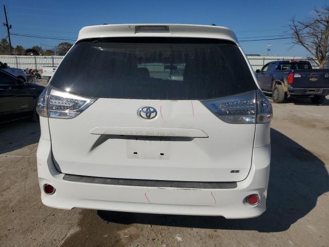 2015 TOYOTA SIENNA SPORT