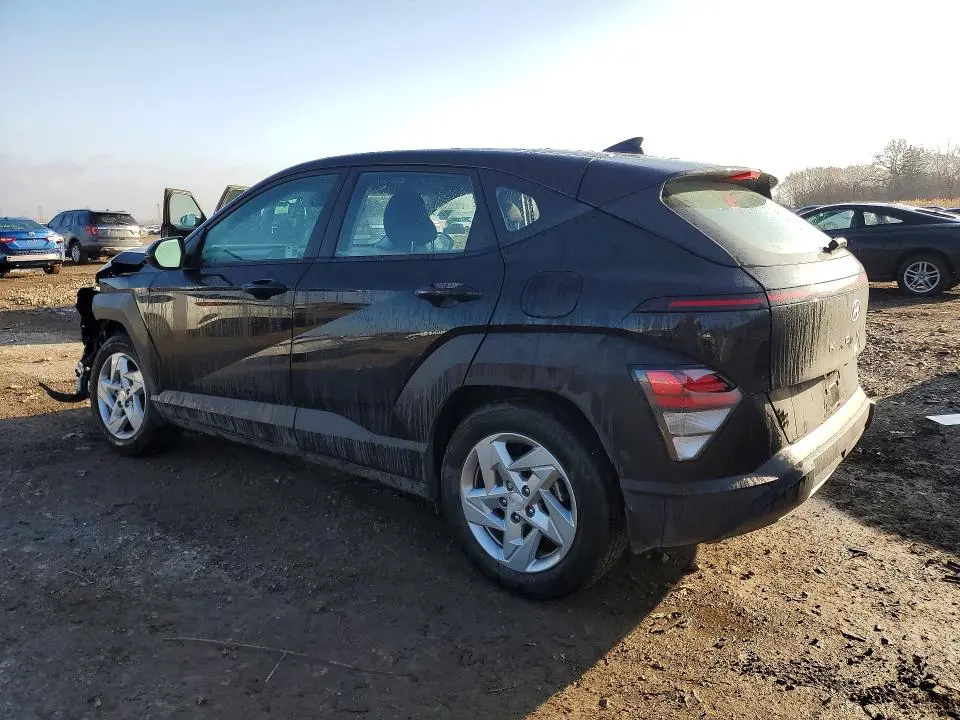 2025 HYUNDAI KONA SE  