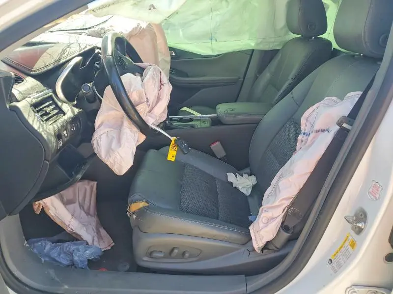 2016 CHEVROLET IMPALA LT  