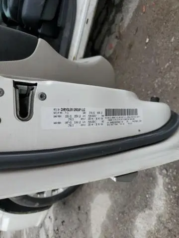 2011 CHRYSLER TOWN & COUNTRY TOURING L  